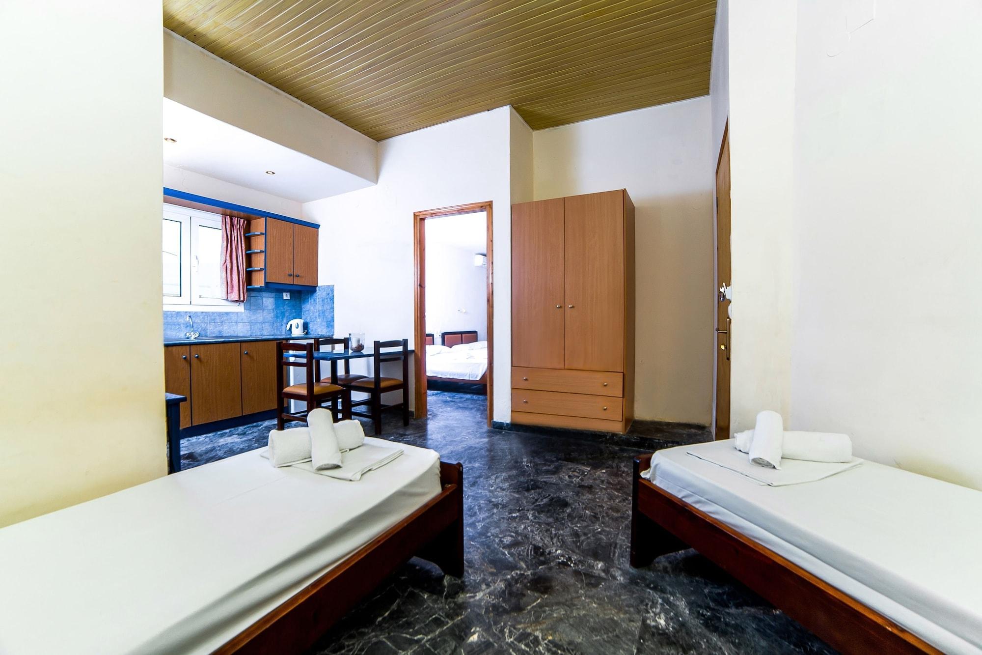 Ambrosia Hotel มาเลีย ภายนอก รูปภาพ