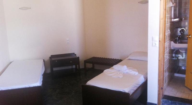 Ambrosia Hotel มาเลีย ภายนอก รูปภาพ